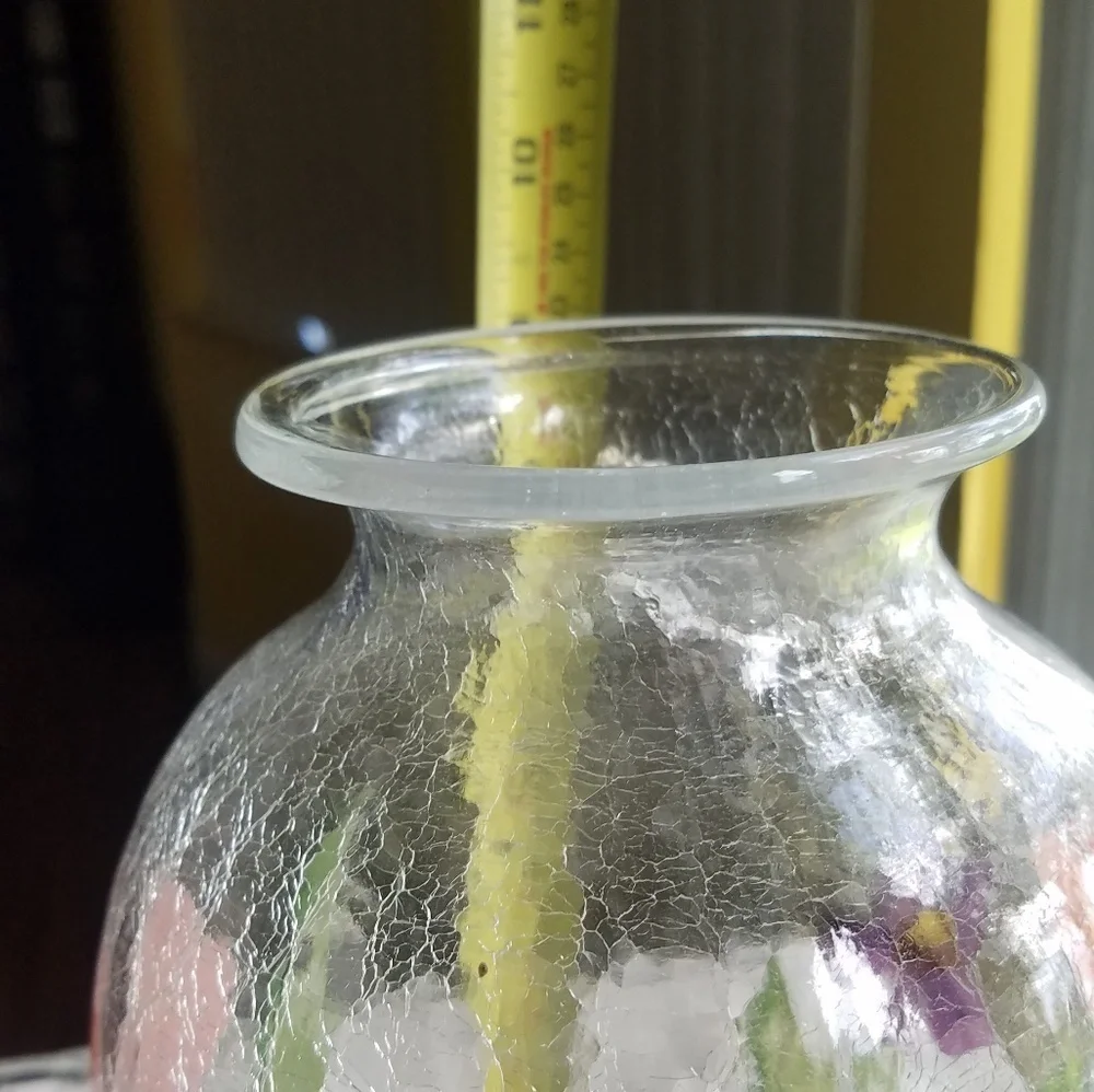 Handpainted Crackle Vase w/votives